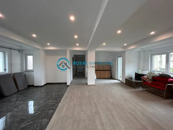 Apartament 3 camere Ploiești - poza 2