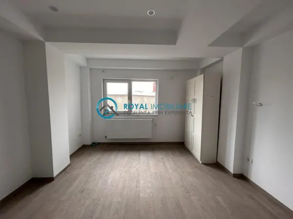 Apartament 3 camere Ploiești - poza 3