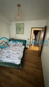 Apartament 3 camere Ploiești - poza 4