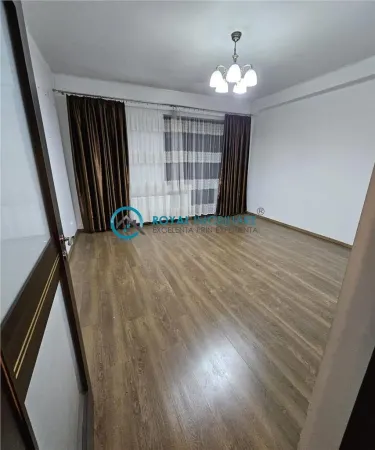 Apartament 4 camere Ploiești - poza 4