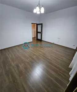 Apartament 4 camere Ploiești - poza 7