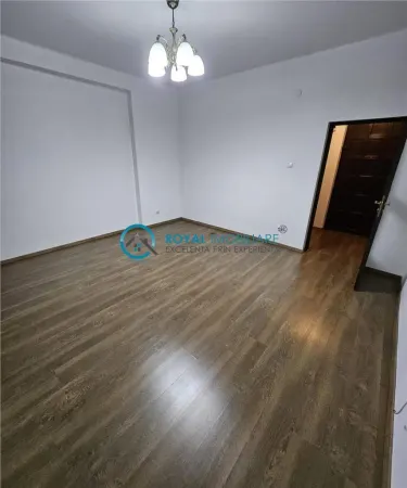 Apartament 4 camere Ploiești - poza 9