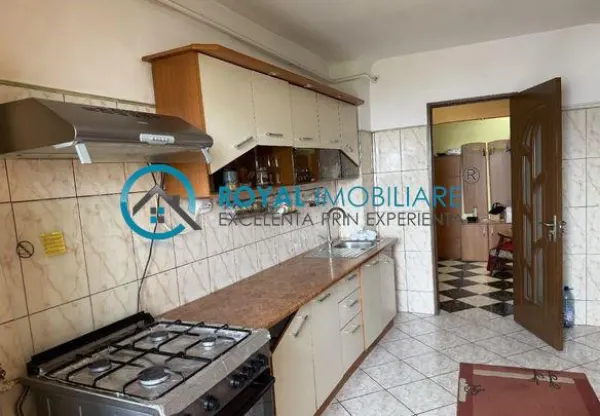 Apartament 4 camere Ploiești - poza 11
