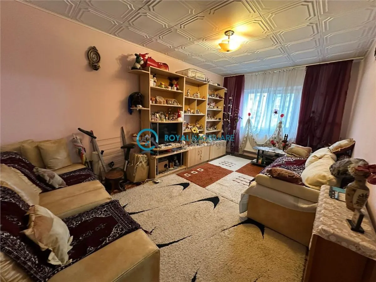 Apartament 3 camere Ploiești - poza 1