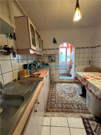 Apartament 3 camere Ploiești - poza 6