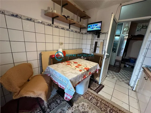 Apartament 3 camere Ploiești - poza 7