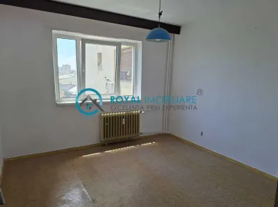 Apartament 3 camere Ploiești - poza 2
