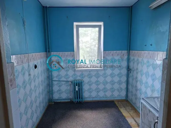 Apartament 3 camere Ploiești - poza 4