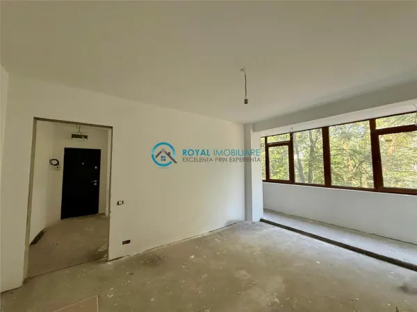 Apartament 3 camere Ploiești - poza 1