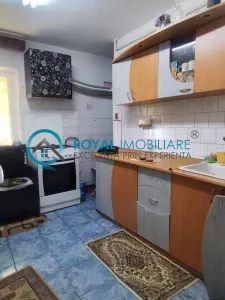 Apartament 3 camere Ploiești - poza 3