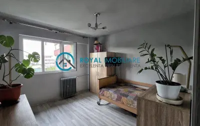 Apartament 3 camere Ploiești - poza 1