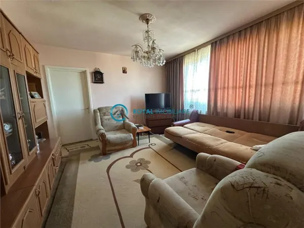 Apartament 3 camere Ploiești - poza 1