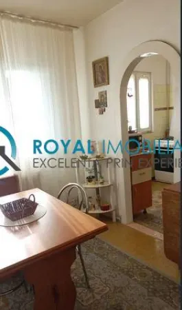 Apartament 4 camere Ploiești - poza 6