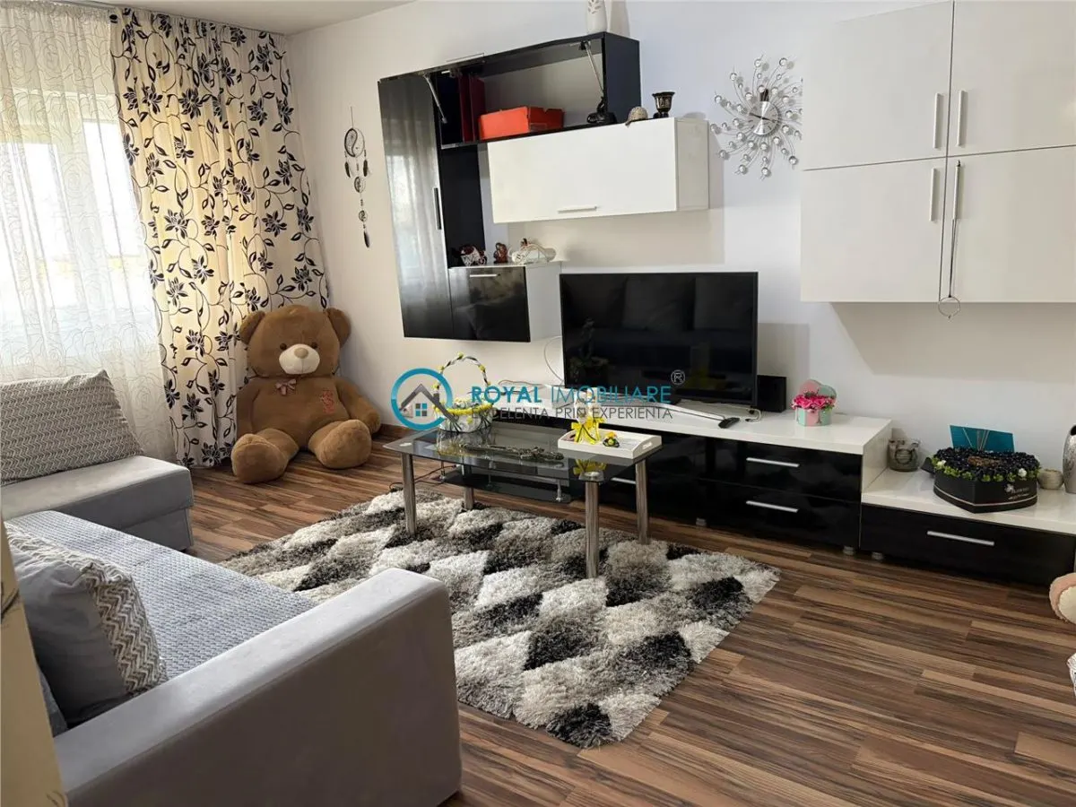 Apartament 3 camere Ploiești - poza 1