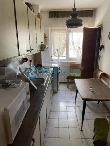 Apartament 3 camere Ploiești - poza 8