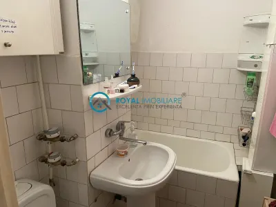 Apartament 3 camere Ploiești - poza 4
