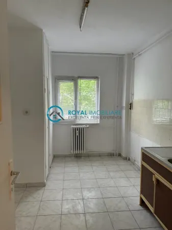 Apartament 4 camere Ploiești - poza 5