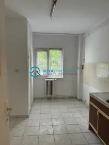 Apartament 4 camere Ploiești - poza 5