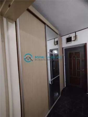 Apartament 4 camere Ploiești - poza 18