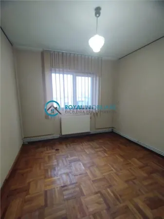 Apartament 4 camere Ploiești - poza 9
