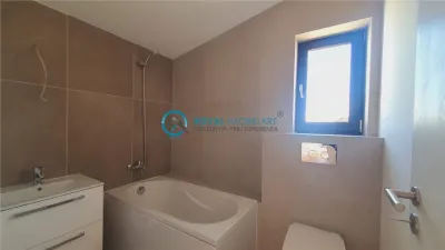 Casă 4 camere Ploiești - poza 16
