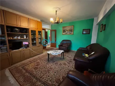 Apartament 3 camere Ploiești - poza 2