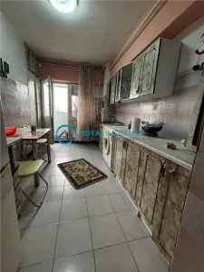 Apartament 3 camere Ploiești - poza 9
