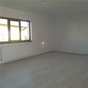 Casă 4 camere Iași - poza 3