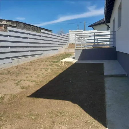 Casă 4 camere Iași - poza 3