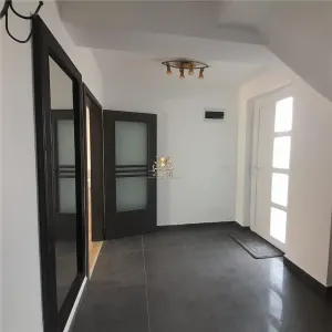 Casă 5 camere Iași - poza 1