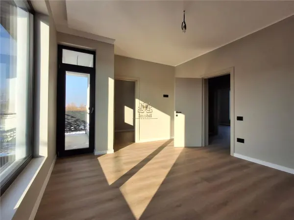 Casă 4 camere Iași - poza 1
