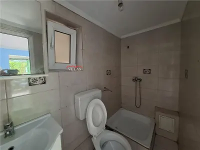 Casă 5 camere Golești - poza 11
