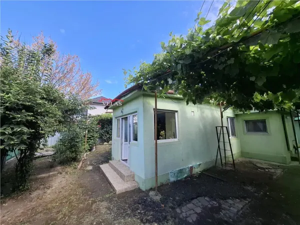 Casă 5 camere Golești - poza 4