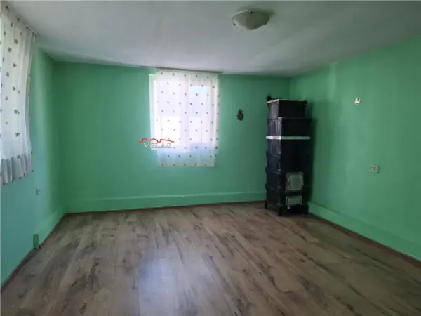 Casă 5 camere Golești - poza 9