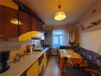 Apartament 4 camere Focșani - poza 4