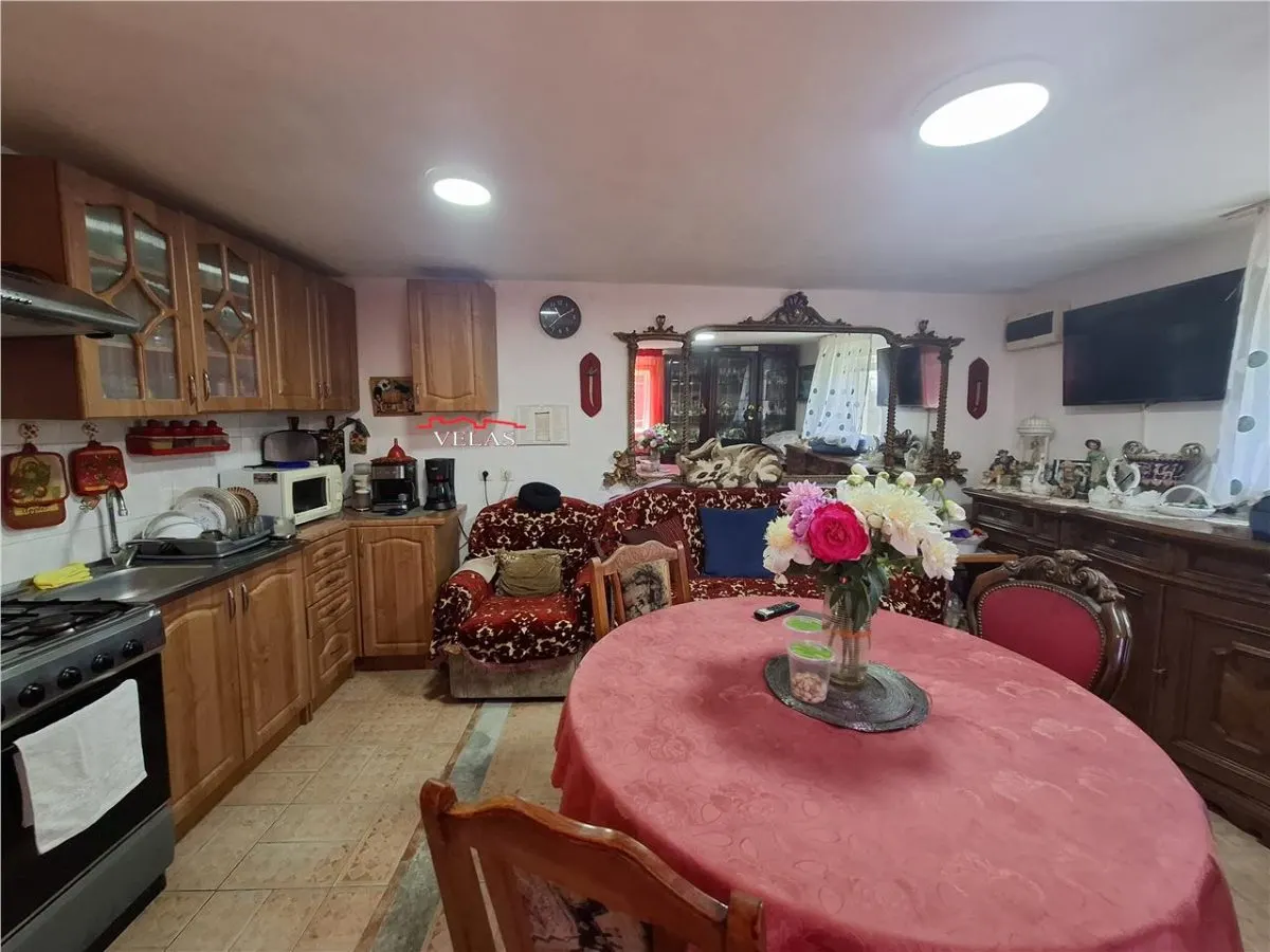 Casă 2 camere Focșani - poza 1
