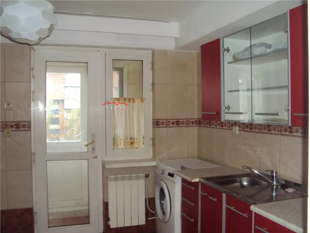 Apartament 4 camere Focșani - poza 1