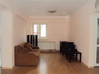 Apartament 4 camere Focșani - poza 13