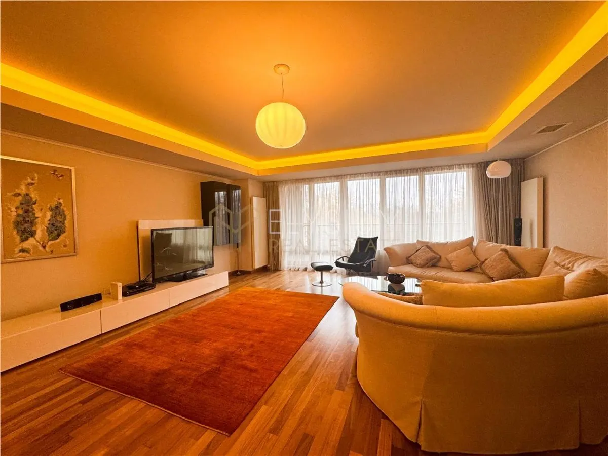Apartament 4 camere București - poza 1
