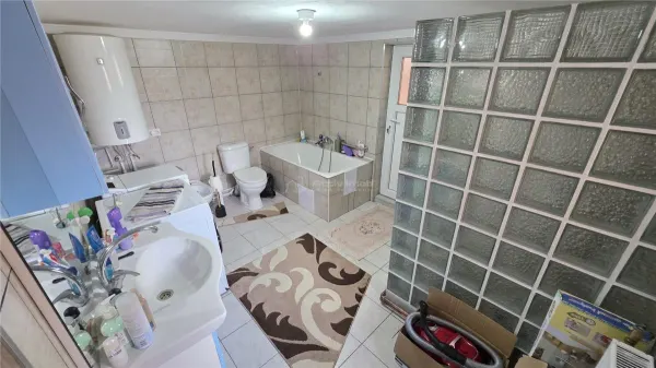 Casă 7 camere Racasdia - poza 15