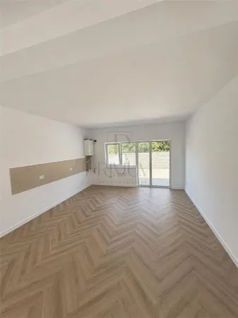 Casă 4 camere Moșnița Nouă - poza 3