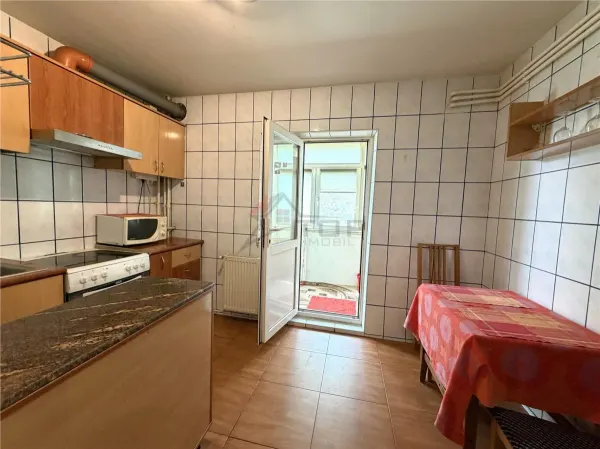 Apartament 3 camere Iași - poza 8