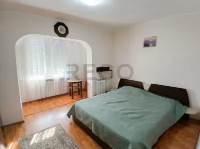 RECO Apartament decomandat cu 3 camere Orientare dubla Piata 22 Decembrie - Oradea