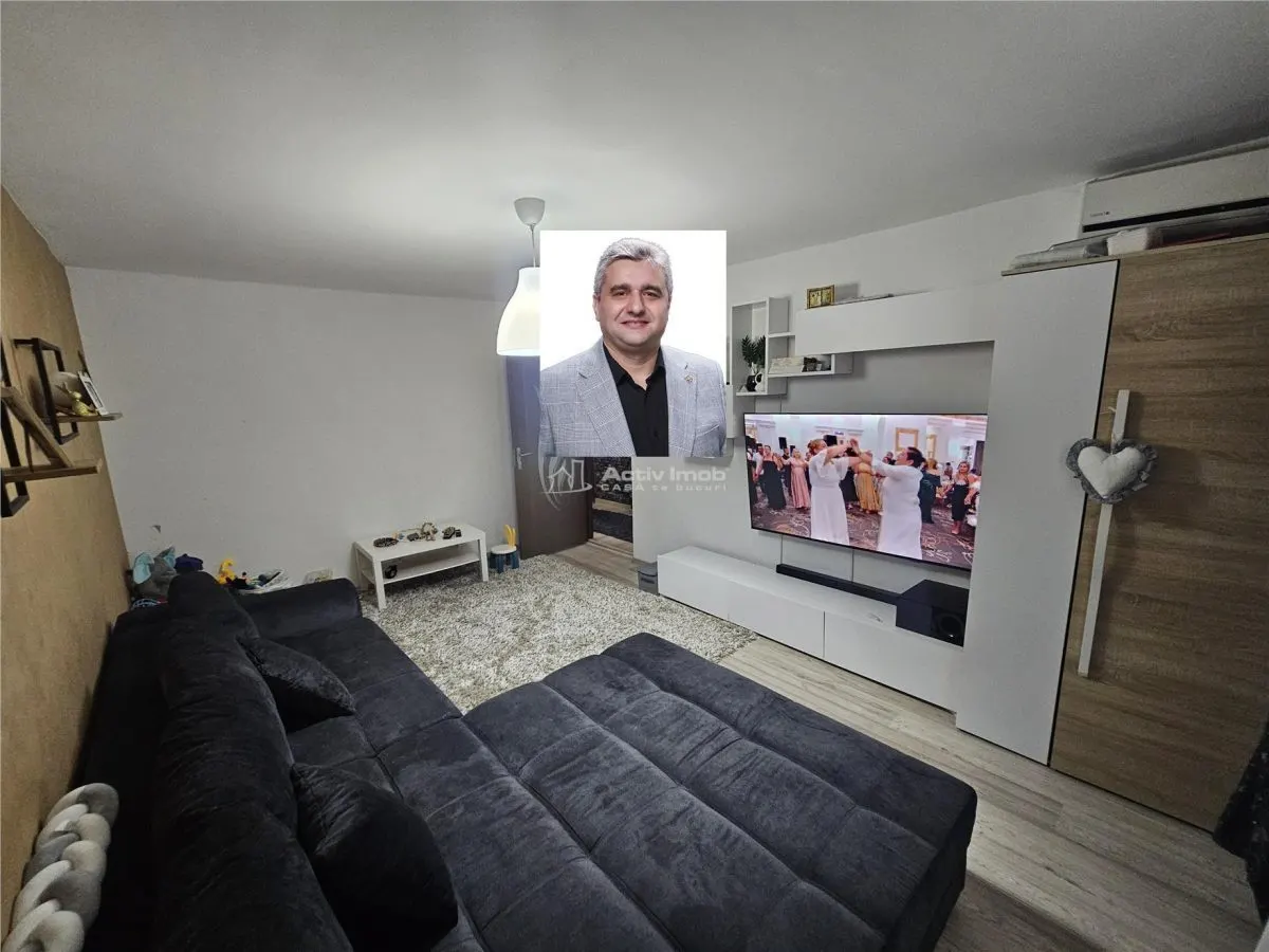 Apartament 3 camere Reșița - poza 1