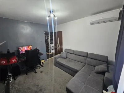 Apartament 3 camere Reșița - poza 17