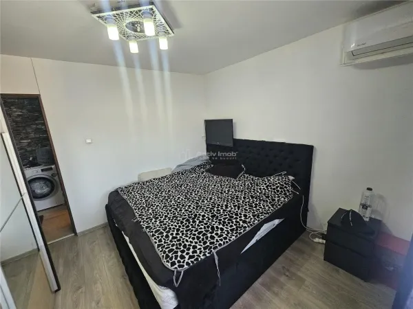 Apartament 3 camere Reșița - poza 26