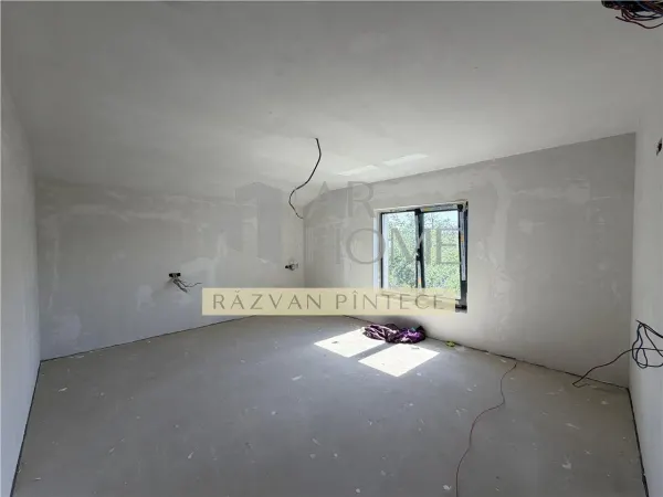 Casă 4 camere Ploiești - poza 15