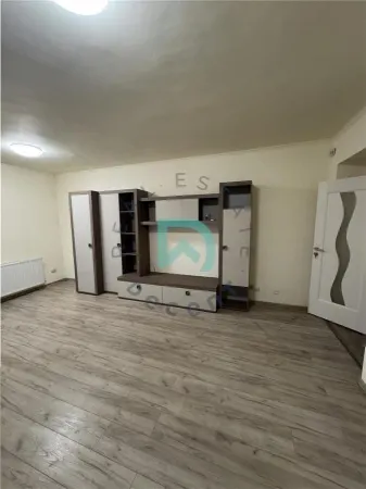 Apartament 4 camere Brașov - poza 4