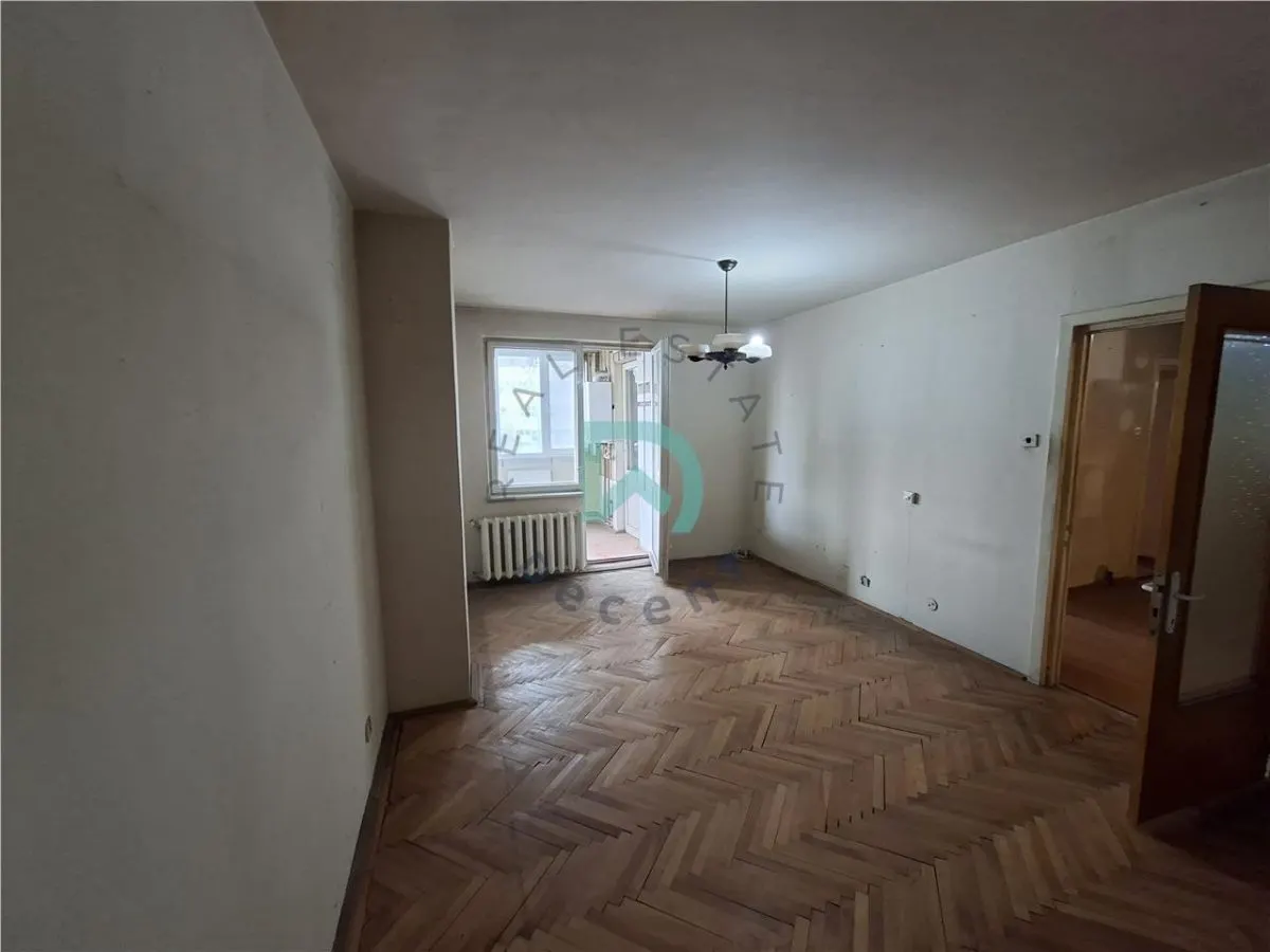 Apartament 3 camere Brașov - poza 1