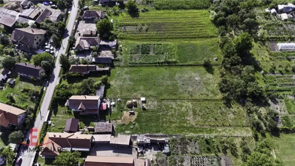 Casă 2 camere Ernei - poza 4